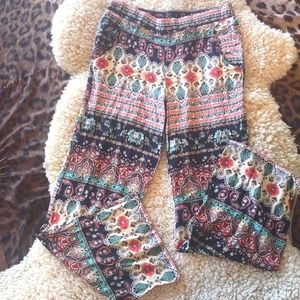 Super fun Bye Bye wide leg pants size S.